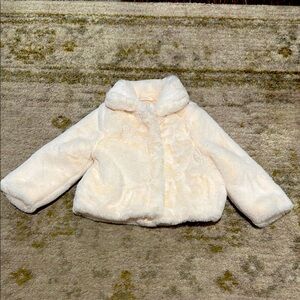 Children’s Place Toddler Girl Faux Fur Coat - Cream Jacket 2T